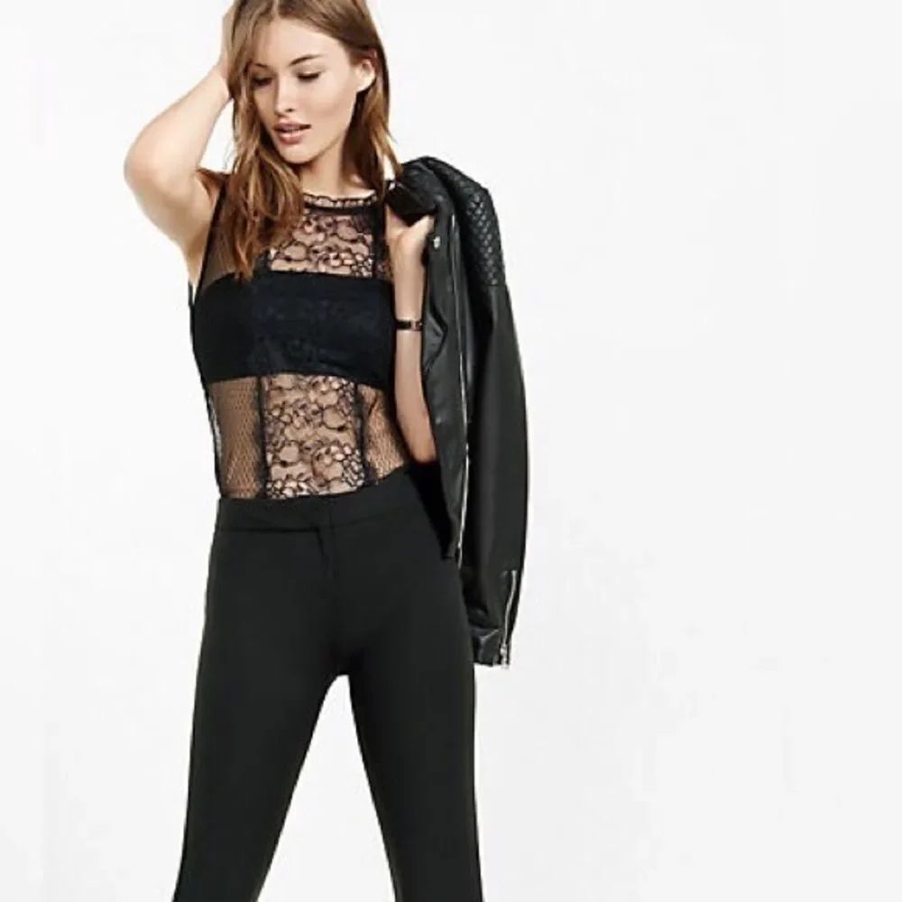 Lace Mock Neck Bandeau Tank